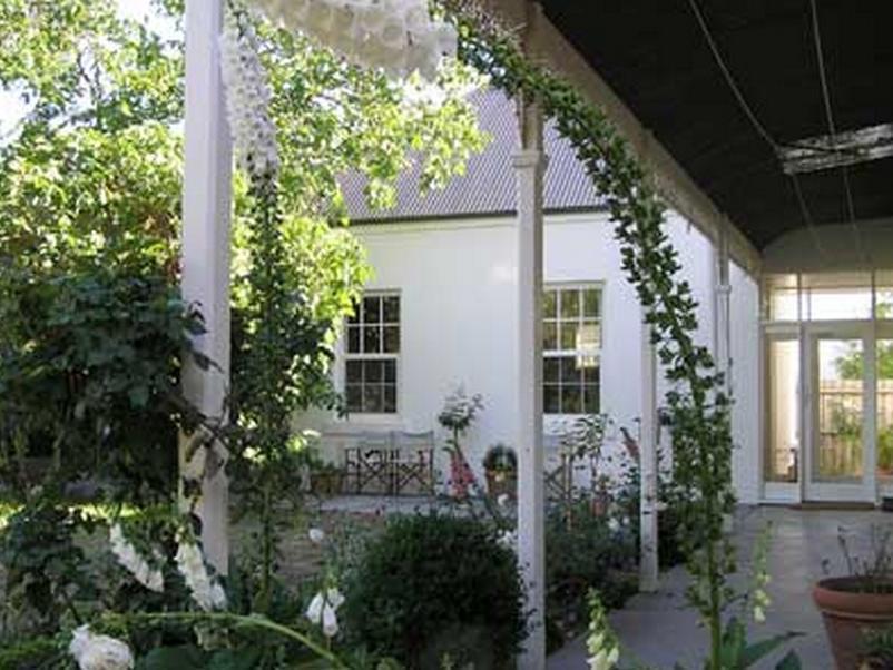 Camellia Cottage Bed & Breakfast Scotsburn Екстериор снимка